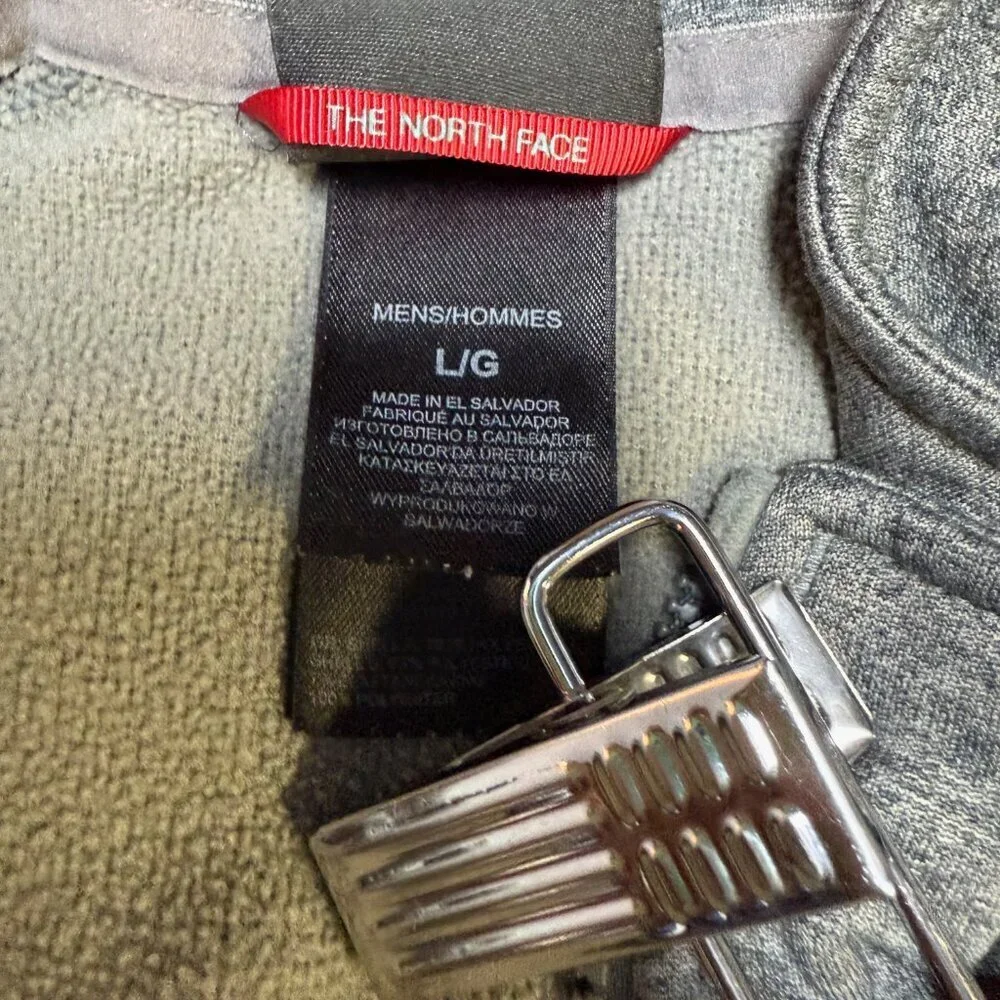 The North Face Men’s L Canyonlands 1/2 Zip Fleece Pullover Gray‎